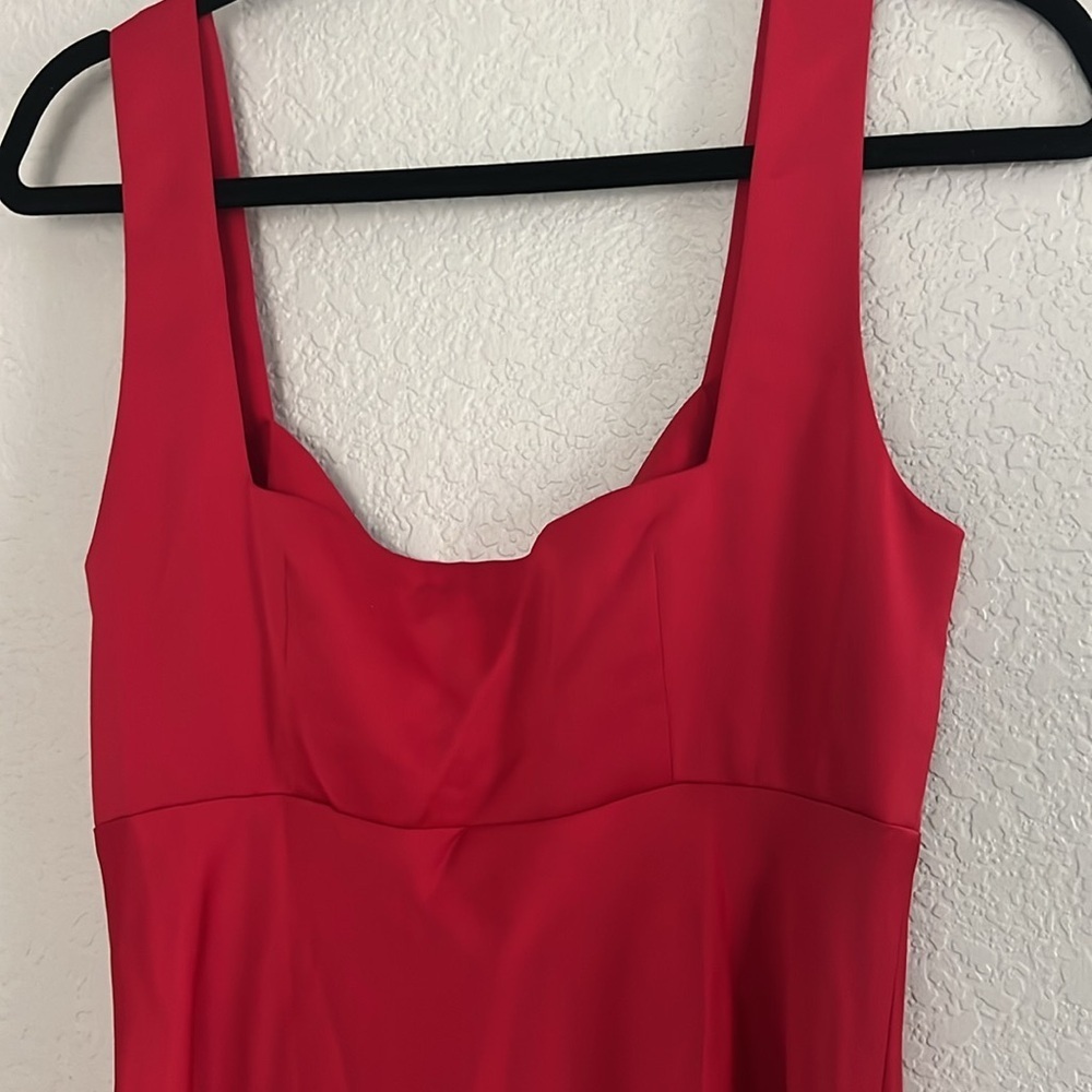 NWT WAYF Siren Cupped Satin Midi Dress In Red . Size S - Picture 10 of 14